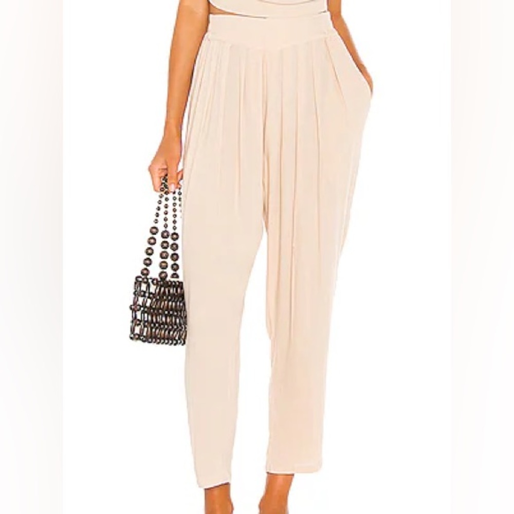 Indah Cream Pleated Women's Trousers